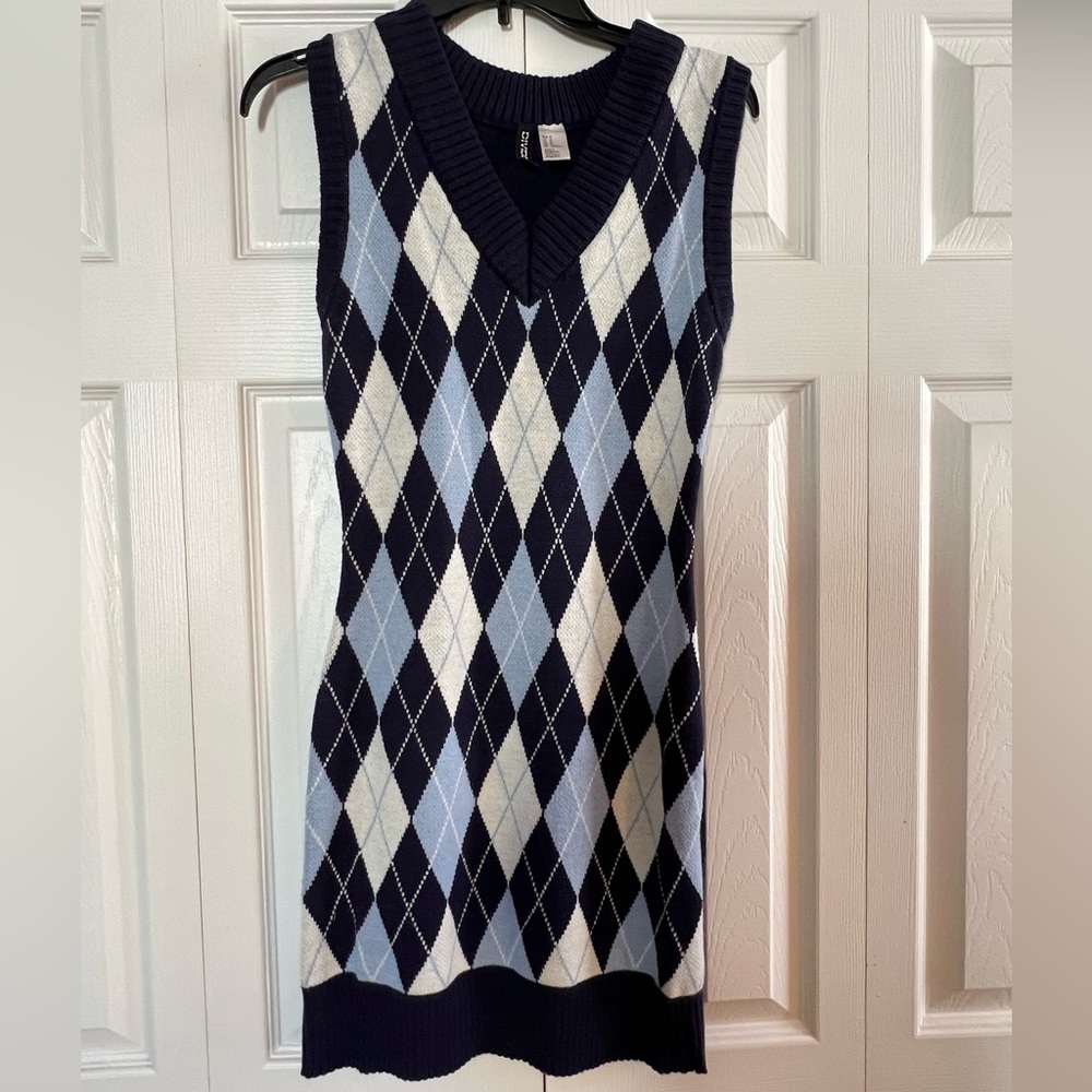 Vintage H&M/Divided Sweater Dress